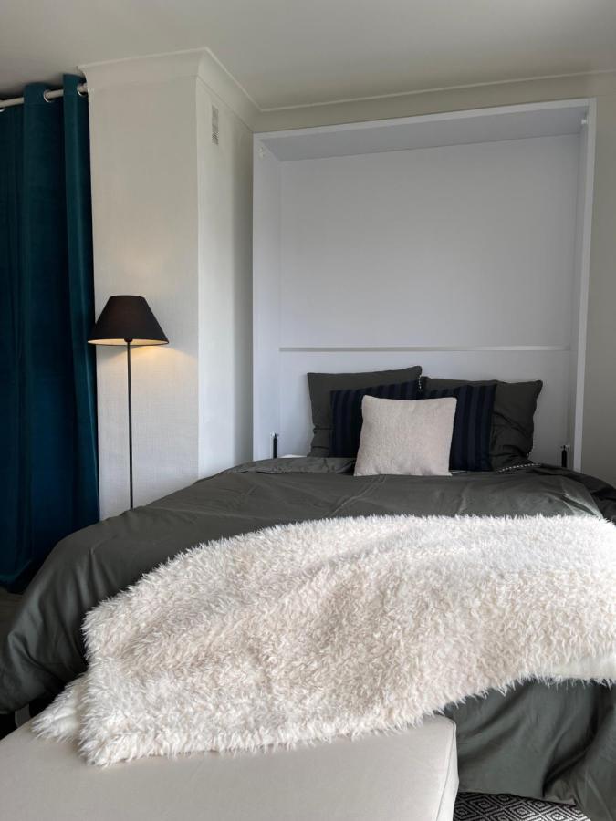 Cozy Studio On The Beach Antibes Eksteriør billede