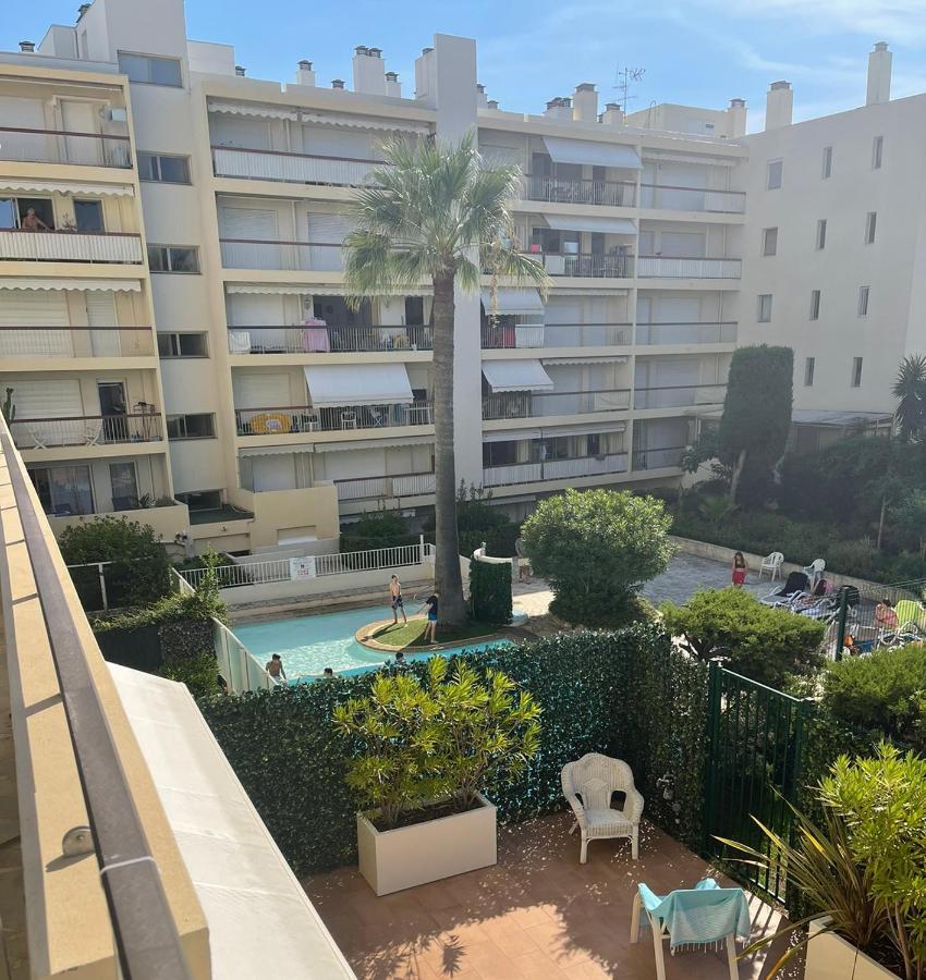 Cozy Studio On The Beach Antibes Eksteriør billede